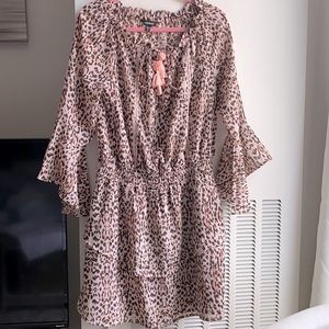 Express leopard smocked chiffon dress ❤️ 5/30